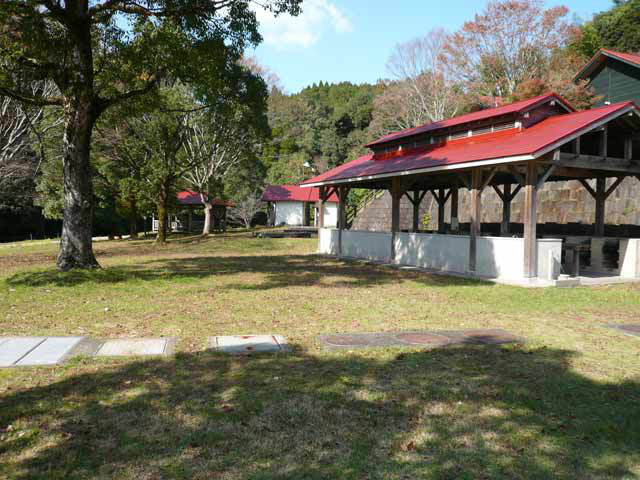 とうごう五色親水公園キャンプ場